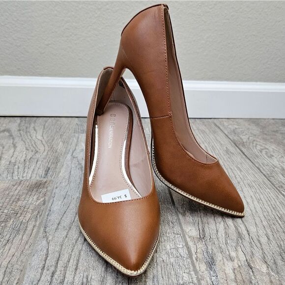 BCBG Harlia Congac Heels with Gold Tone Chain Trim - Picture 2 of 16